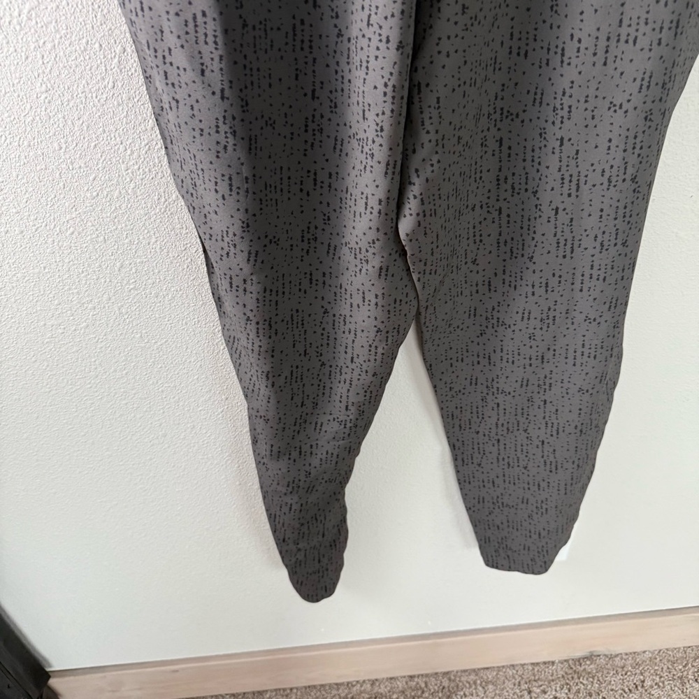 Eileen Fisher Bark Silk Crepe Slouchy Pant Gray Confetti Printed Women’s Large - Picture 10 of 12